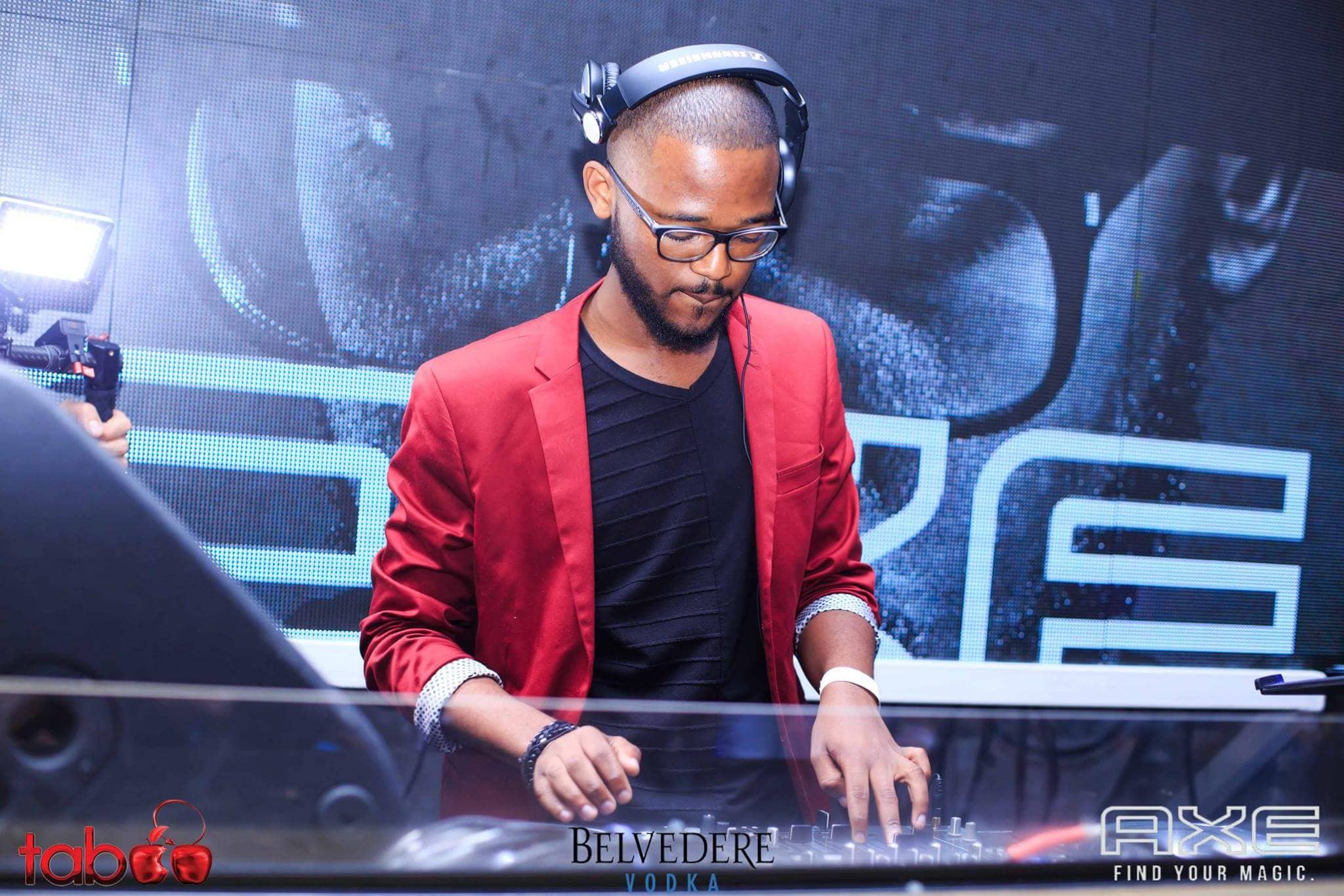 tumisong axe ibiza performance
